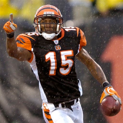 Chris Henry Remembered at Funeral CBS News