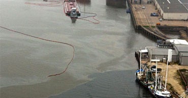 Oil Spill in Texas Waterway Contained CBS News