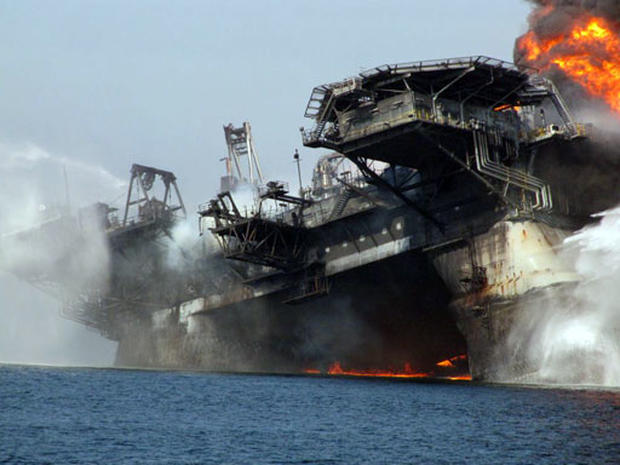 Louisiana Oil Rig Explosion - Photo 1 - Pictures - CBS News