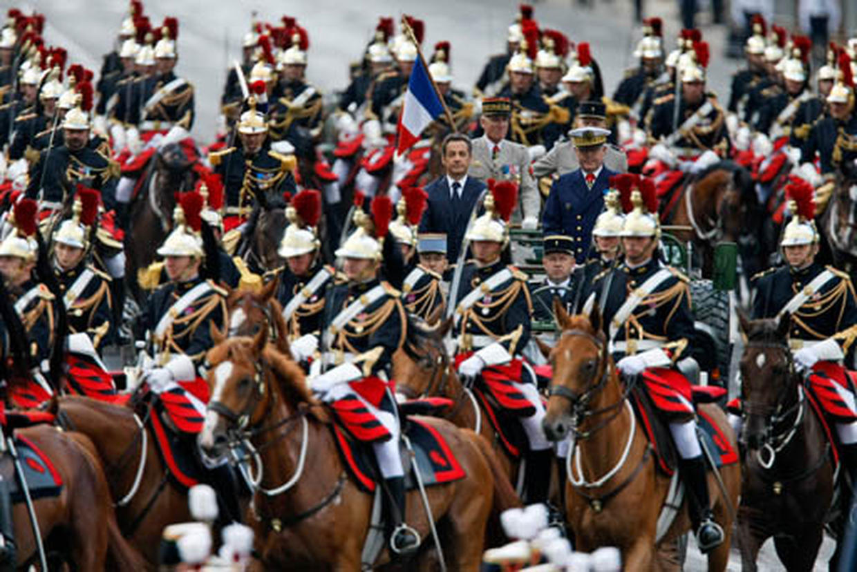 День взятия Бастилии во Франции. Фото Юрского день взятия Бастилии. French celebration