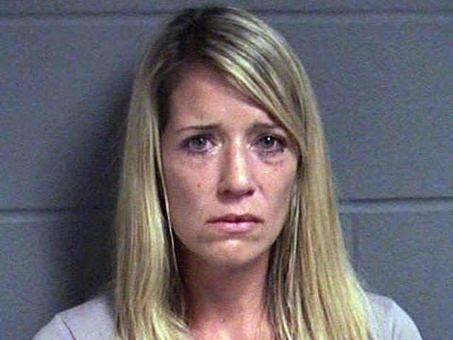 640px x 480px - Lori Darling David (PICTURES): Texas Mom Accused of Sending Nude Photos to  Son's Friend - CBS News