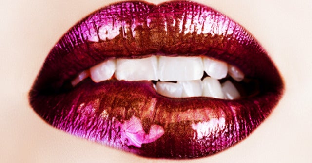 Why Are My Lips Red And Swollen After Kissing