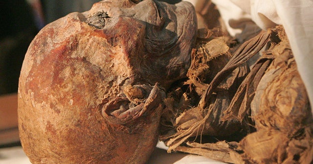 New discovery tells us more about Egypt's first female pharaoh - CBS News