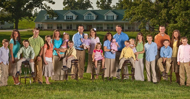 What The Duggars Have To Say About 19 Kids And Counting Cancellation Cbs News
