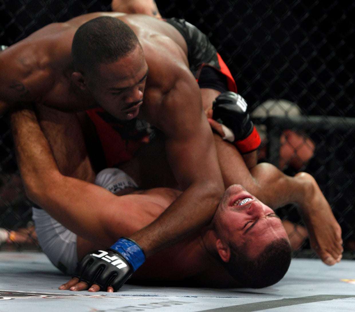UFC 128 "Shogun" Rua vs. Jon "Bones" Jones CBS News
