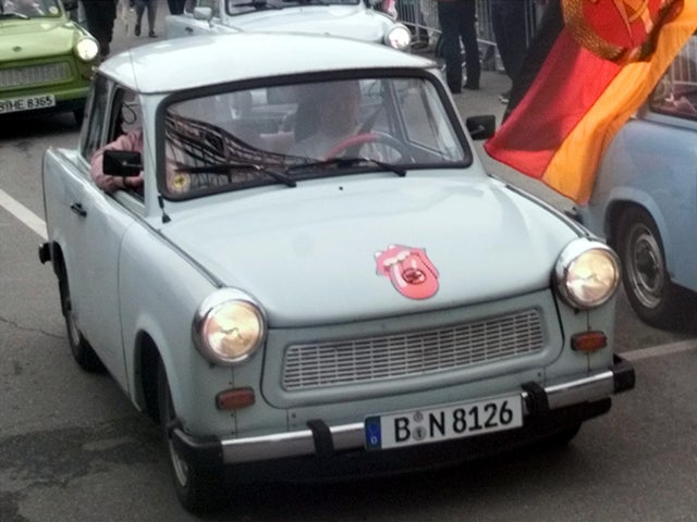 Trabant_AP_Graphics_Bank.jpg