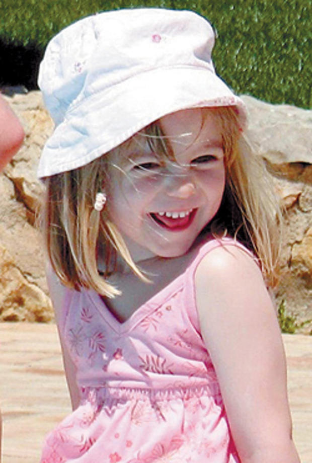 Madeleine McCann's parents discuss new book on CNN - CBS News