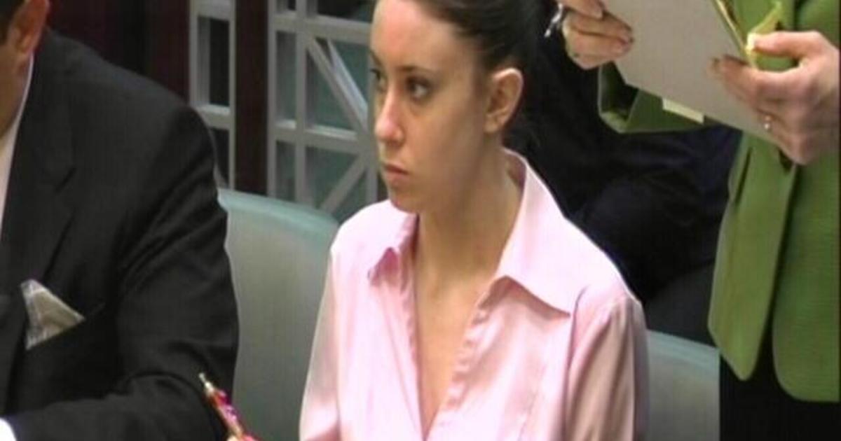Casey Anthony Escorted From Courtroom After Mental Collapse Report Says Cbs News