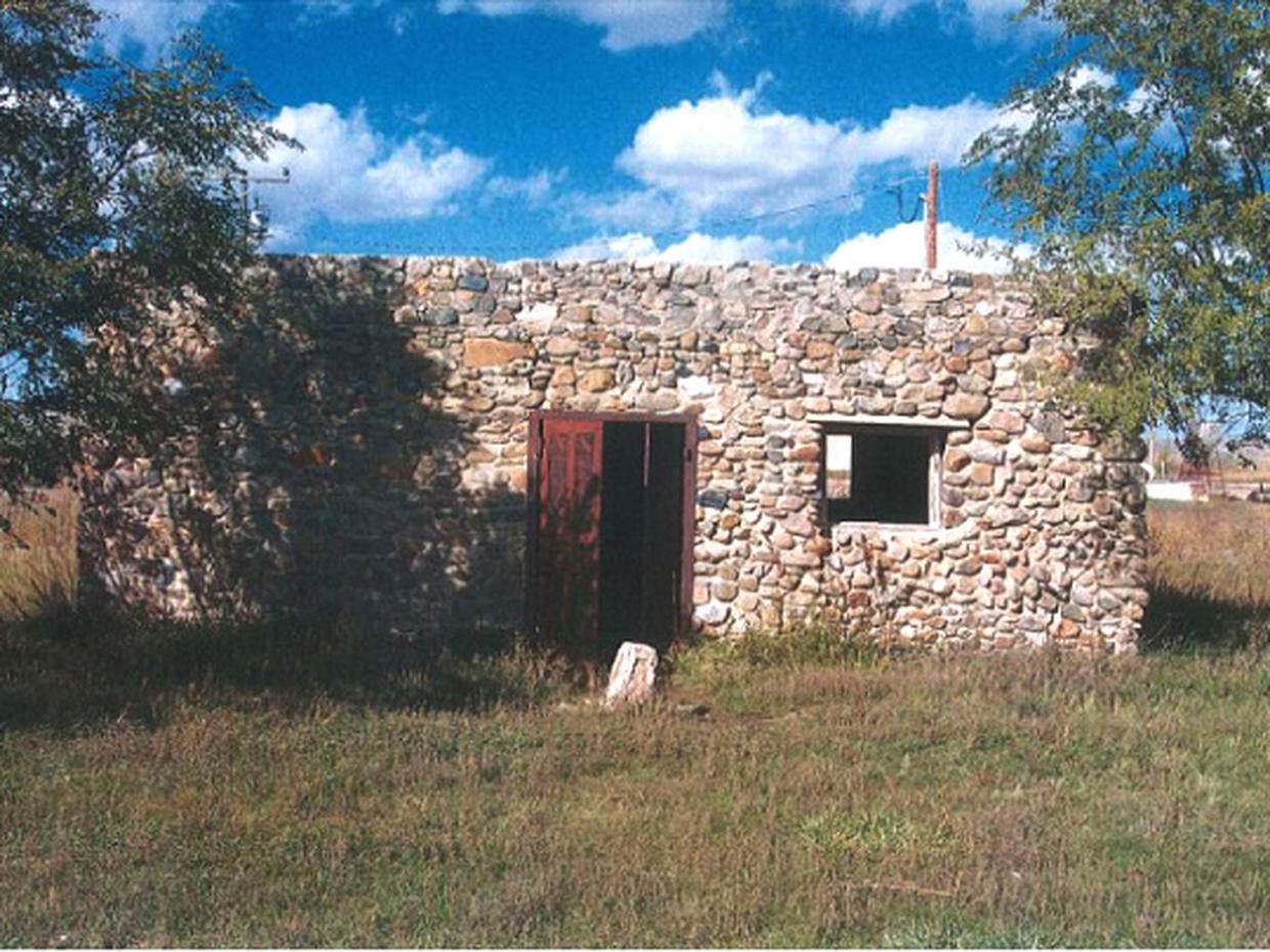 South Dakota town for sale 800,000 CBS News