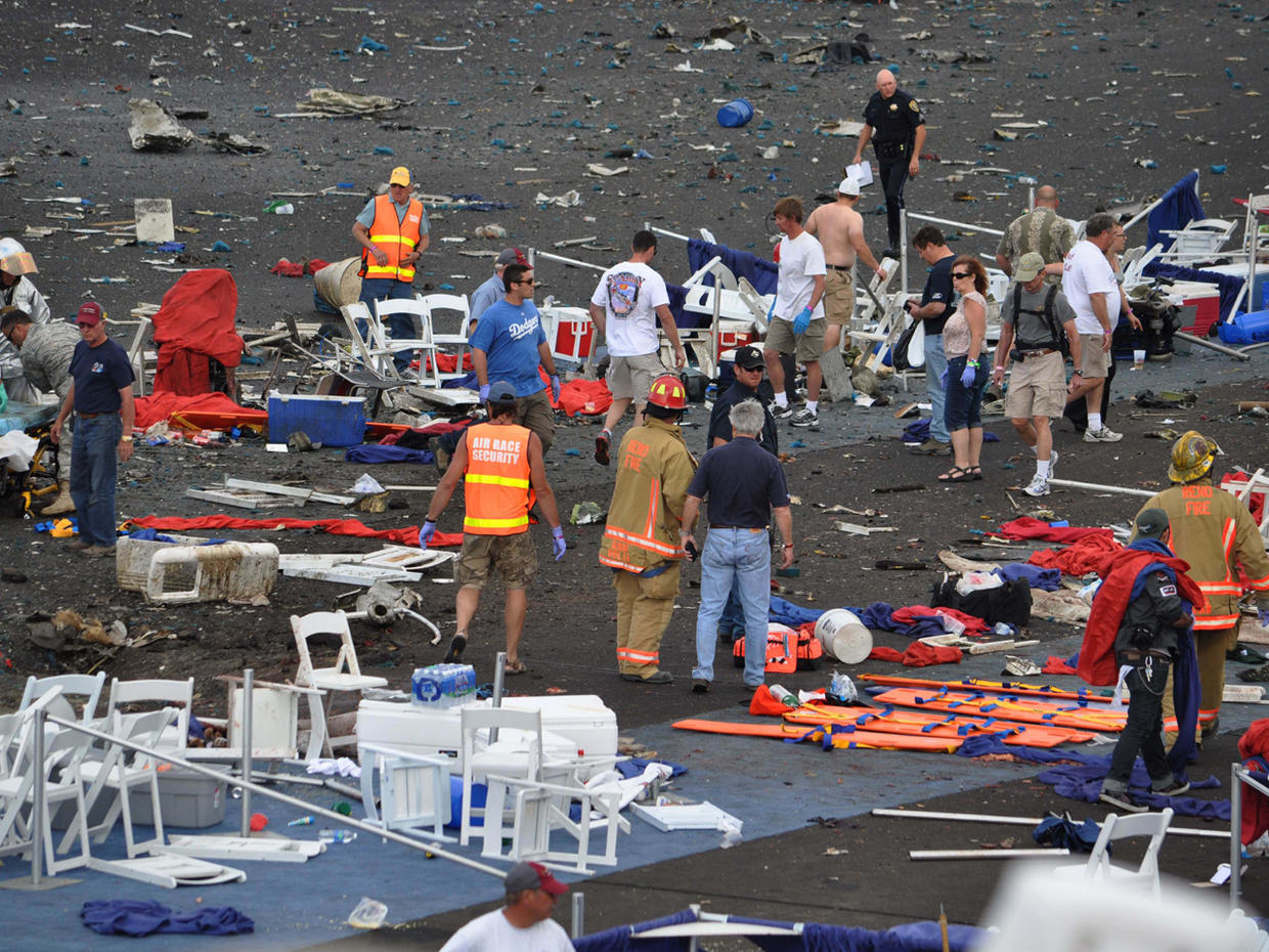 Deadly crash at Reno air races CBS News