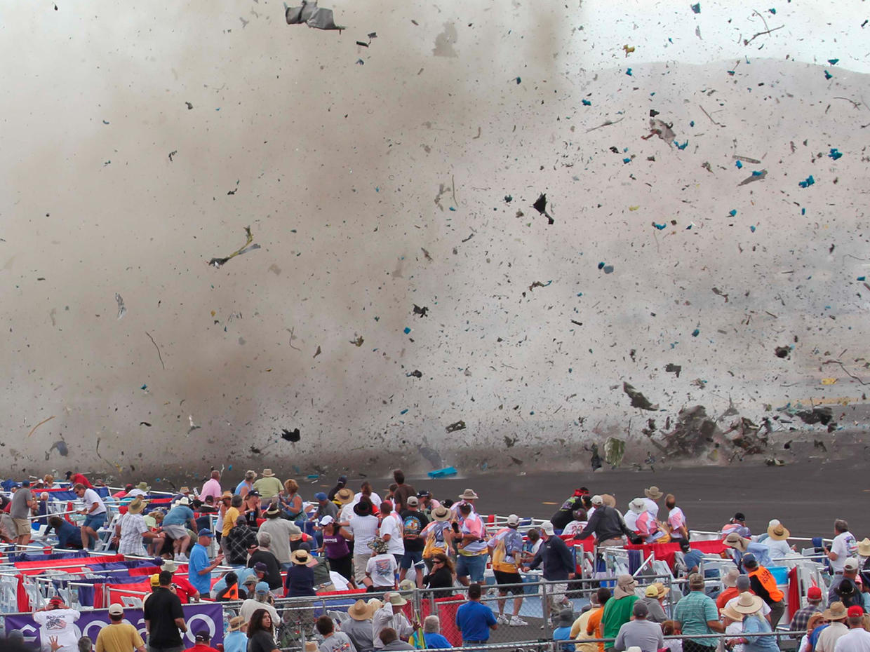 Deadly crash at Reno air races Photo 12 Pictures CBS News