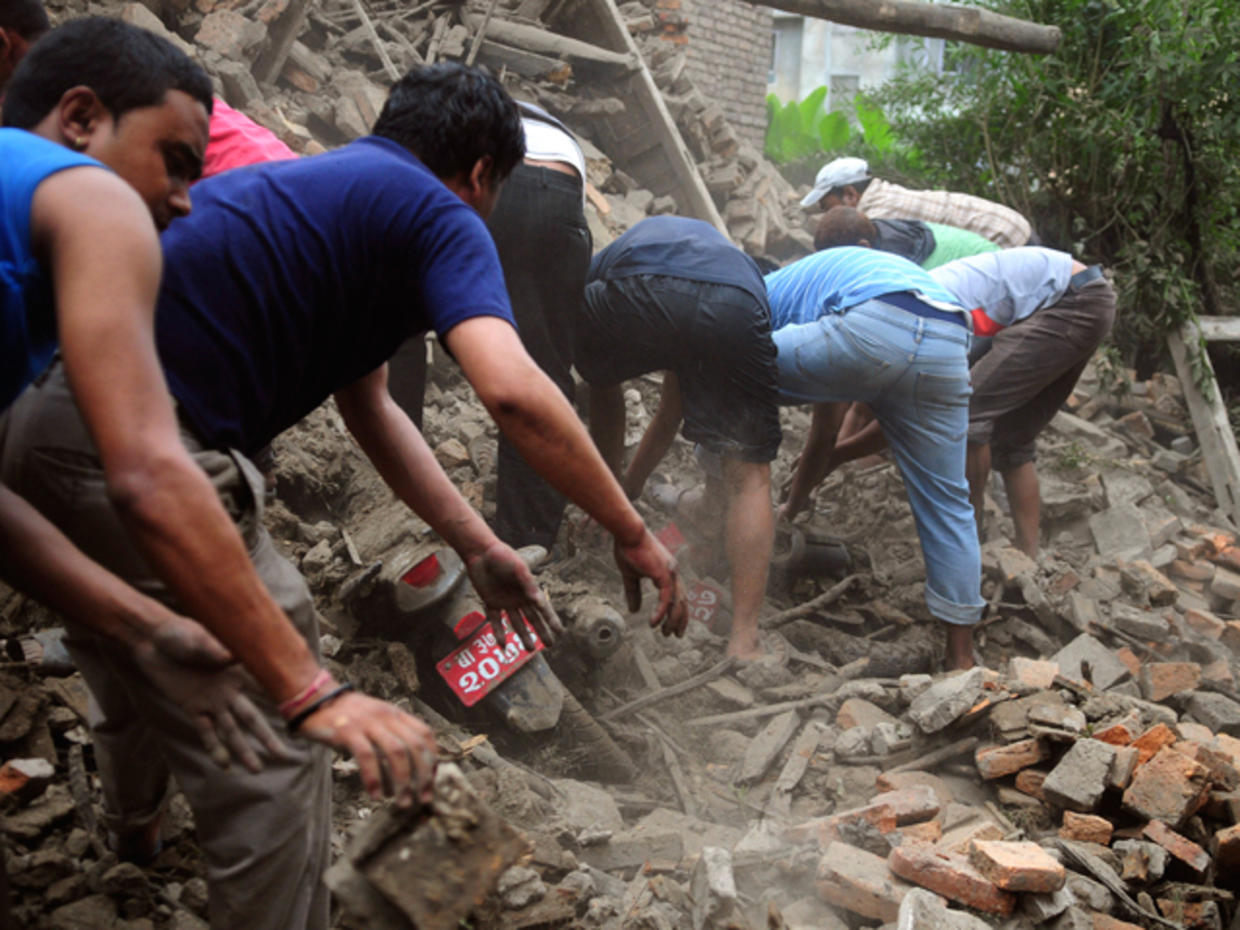 Himalayan earthquake CBS News