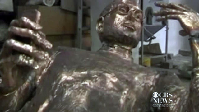 Steve Jobs Immortalized in Bronze 