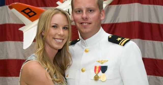 cops navy pilot was shooter in murder suicide cbs news
