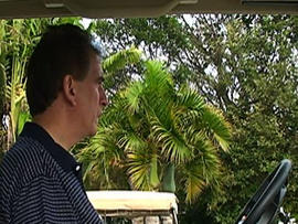 Jim Renacci, of Ohio, golfing during the joint fundraiser