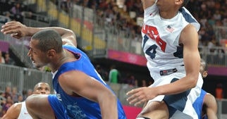 U S Olympic Men S Basketball Team Wins Gold Cbs News
