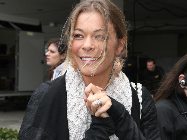 LeAnn Rimes sues two women over recorded phone call CBS News