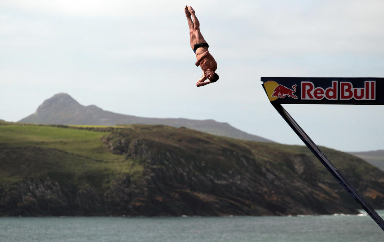 Red Bull Cliff Diving Competition Photo 23 Pictures CBS News