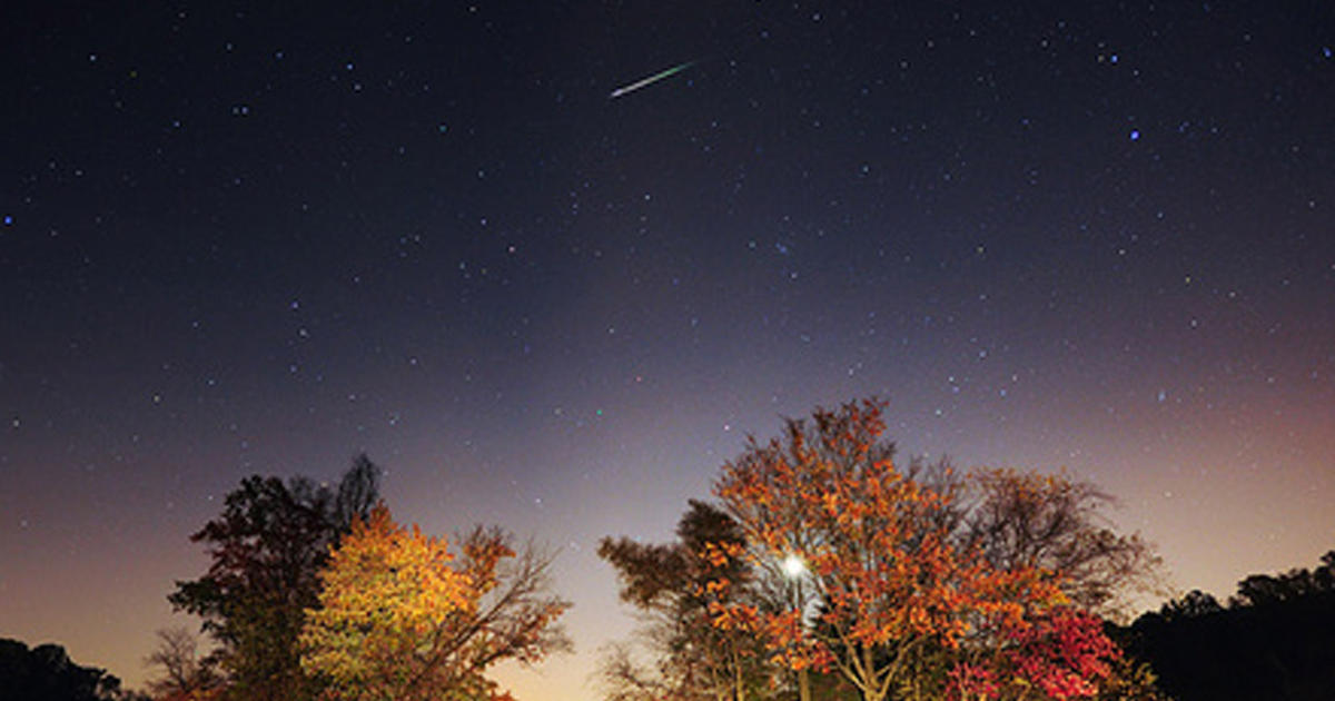 Meteor shower from Halley's comet peaks this weekend - CBS News