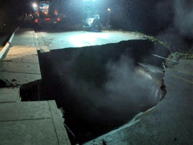 California Sinkhole Giant Sinkholes Pictures Cbs News