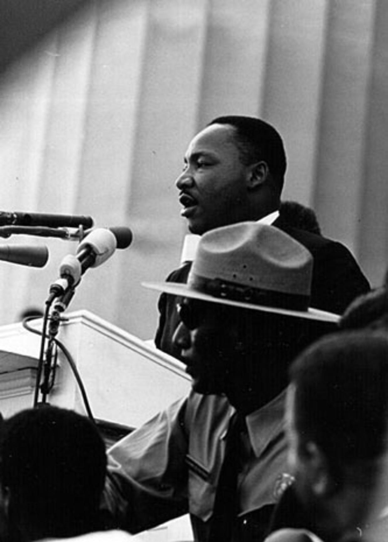 Iconic photos of Dr. Martin Luther King Jr. - CBS News