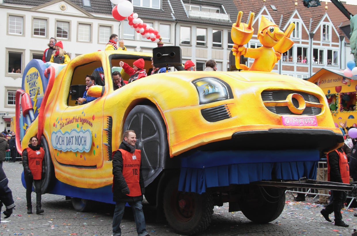 Carnival in Germany CBS News