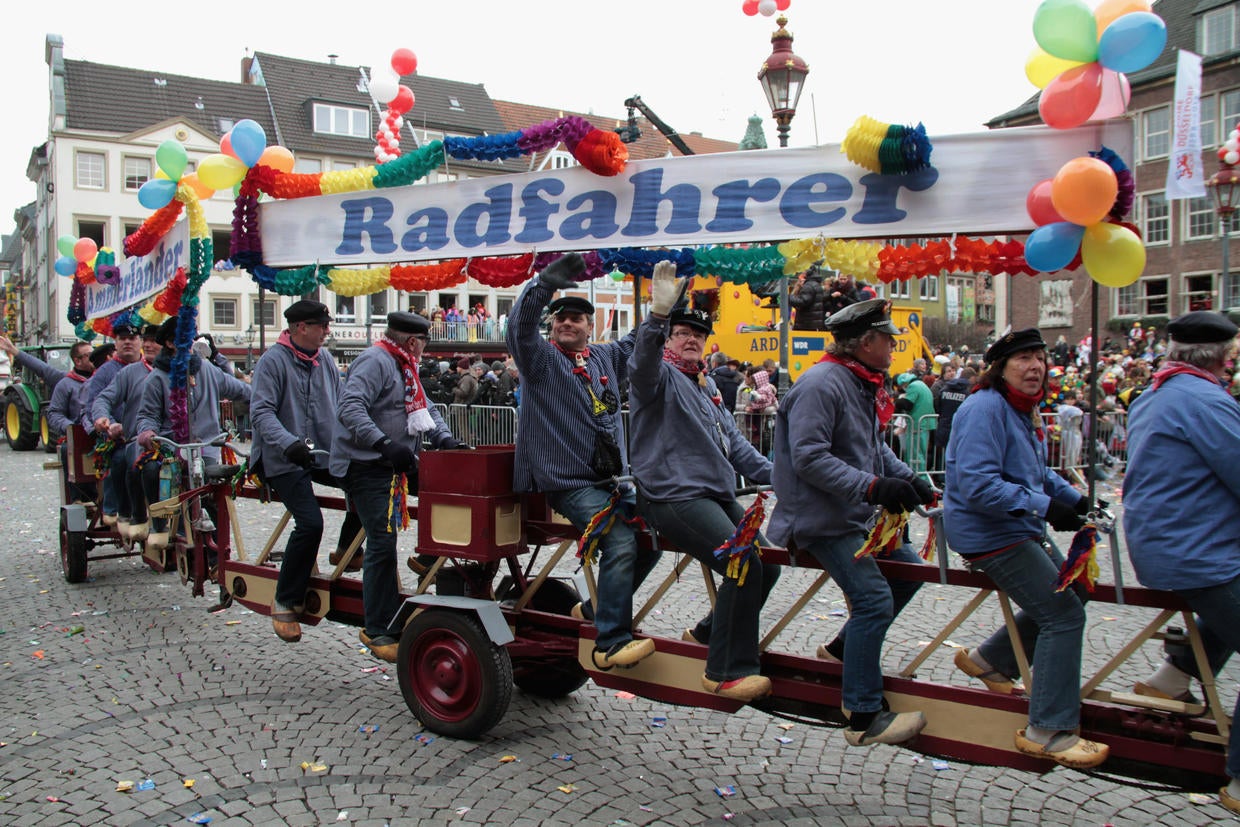 Carnival in Germany Photo 14 CBS News