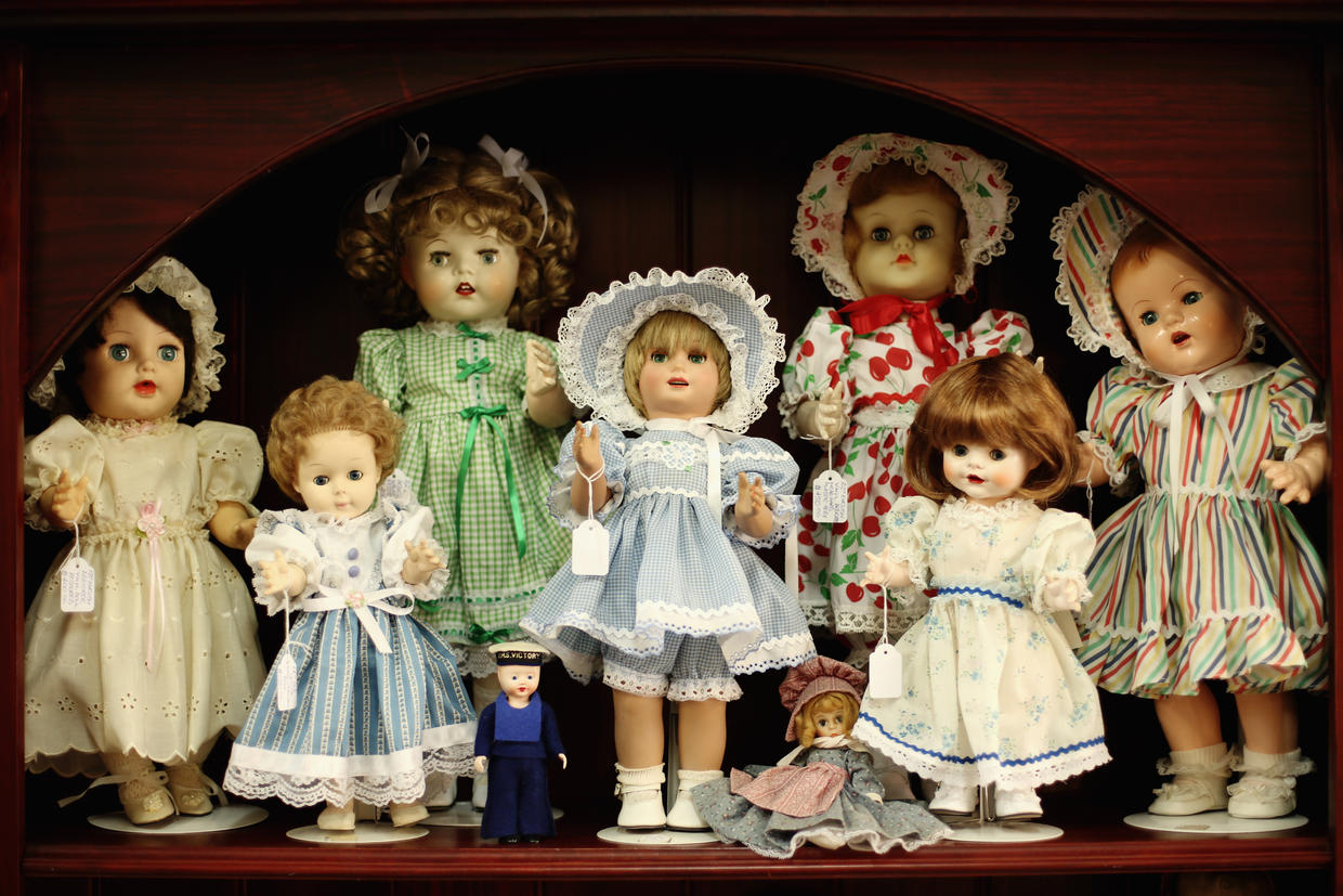 the dolls house shop and doll & teddy hospital