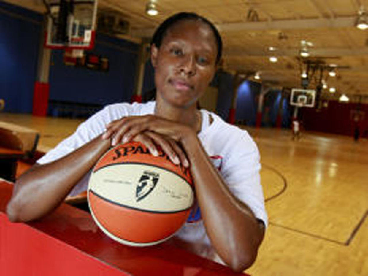Former Wnba Player Indicted On Assault Charges Photo 6 Cbs News
