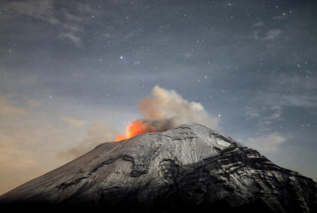 Mexican volcano erupts Photo 18 Pictures CBS News