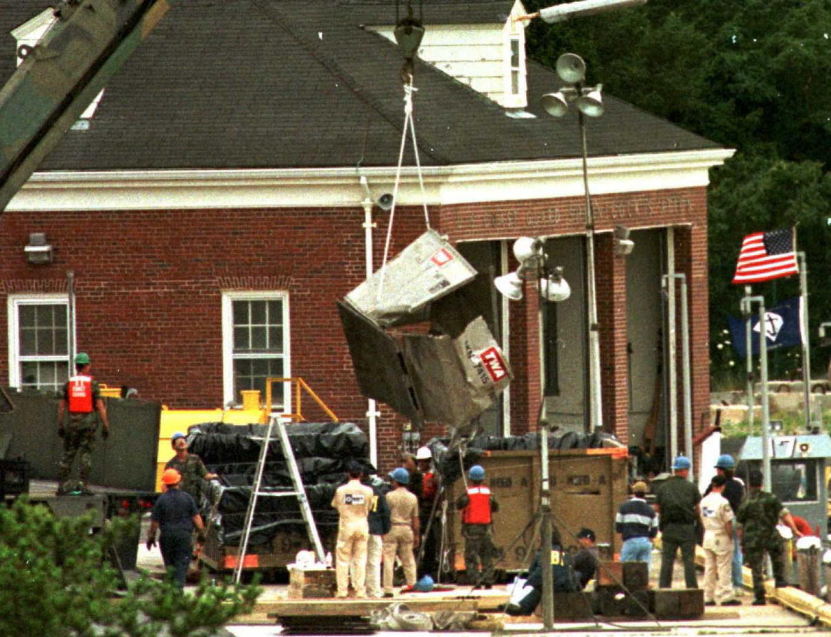 TWA Flight 800 disaster a look back Photo 1 CBS News