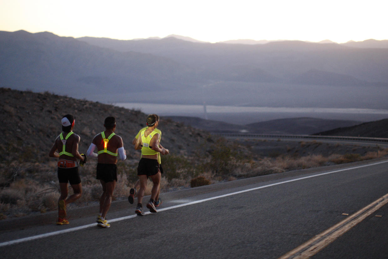 Death Valley ultramarathon Photo 12 CBS News