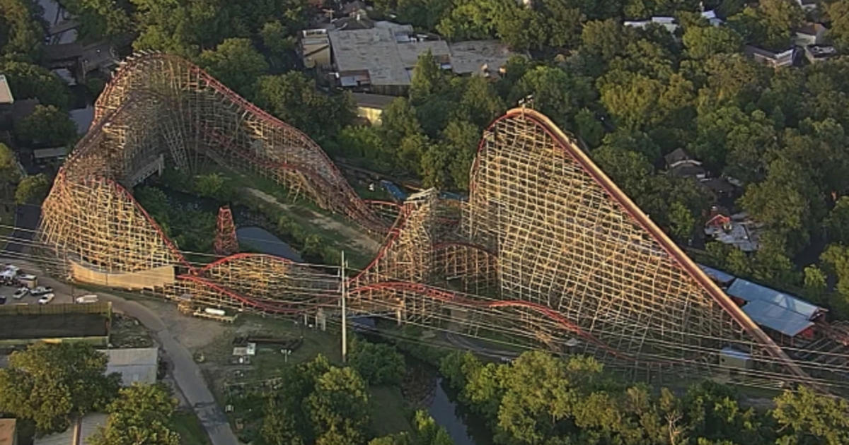 Woman Dies While Riding Six Flags Over Texas Roller Coaster Cbs News 