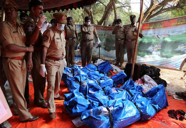 India_bodies_AP403692475558.jpg