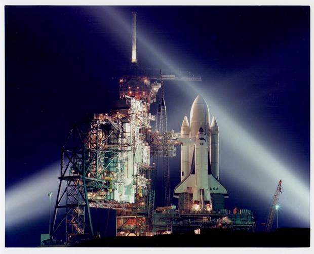 016_Space Shuttle STS-1 at Kennedy Space Center, Shuttle, March 1981, Vintage chromogenic print, 20.2 x 25.4 cm.jpg 