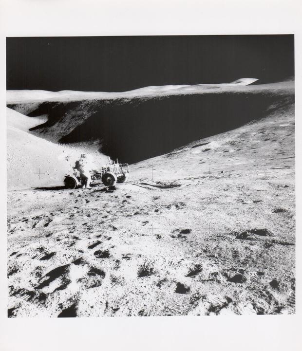 009_James Irwin, David Scott and the Lunar Rover, Apollo 15, August 1971, Vintage gelatin silver print, 20.2 x 25.4 cm.jpg 
