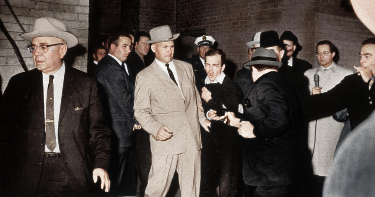 Historic Photos In Color: Lincoln, Capone, Oswald ... And More - CBS ...