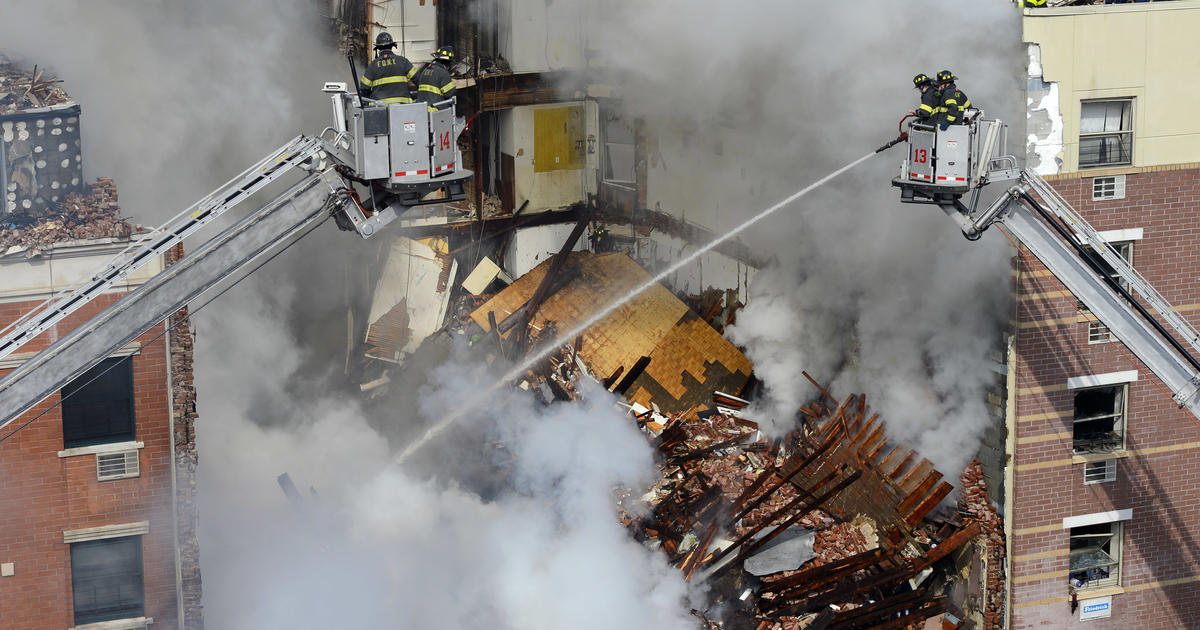 Massive explosion levels 2 buildings in NYC; 3 dead CBS News