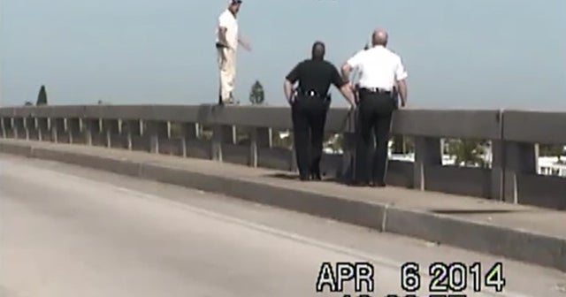Suicidal man rescued from Florida bridge CBS News