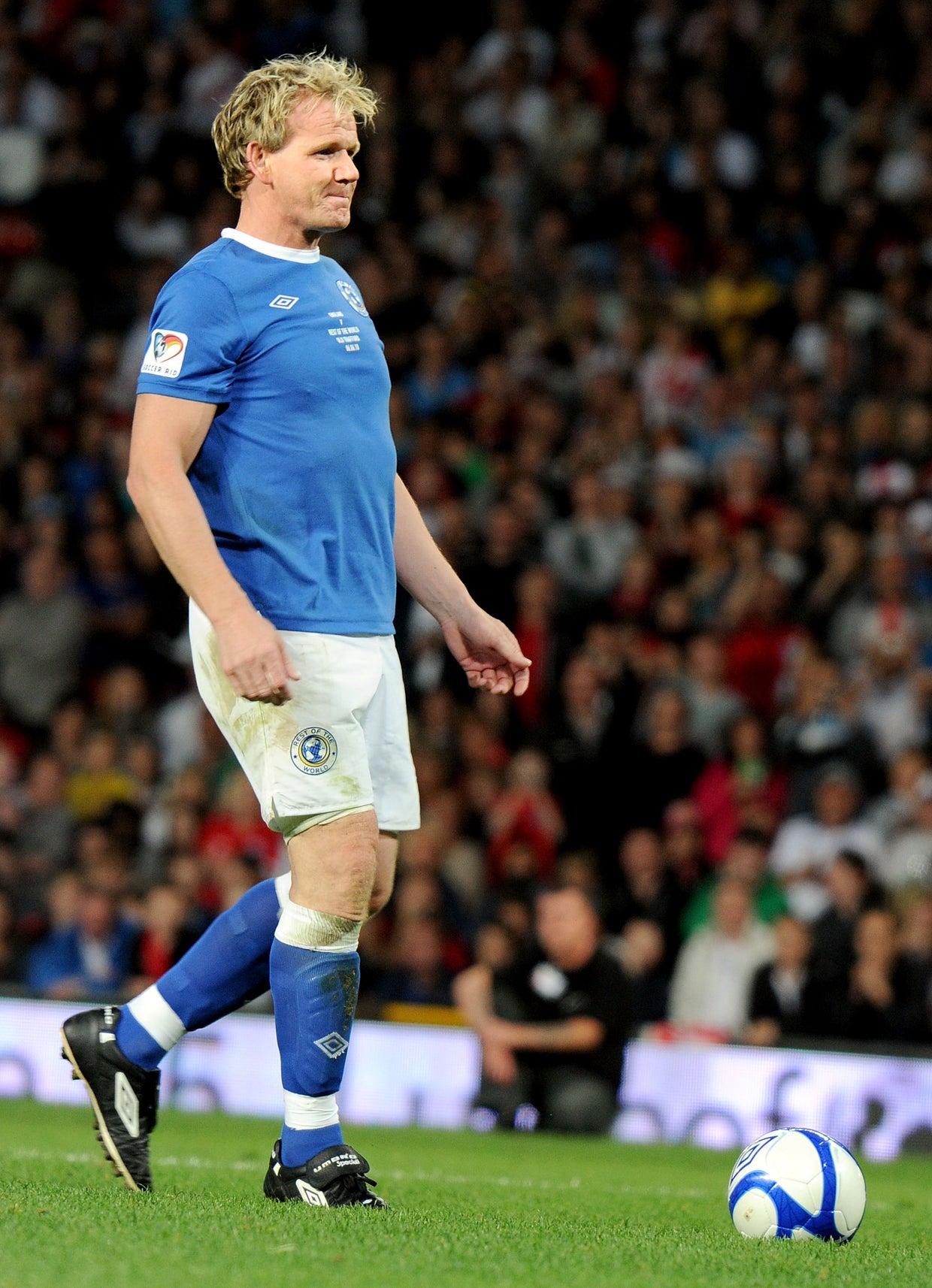 World Cup 2014: Stars who love soccer - CBS News