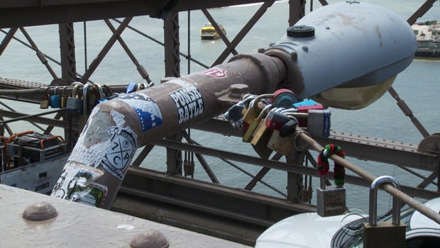 brooklynbridgelockstwo.jpg