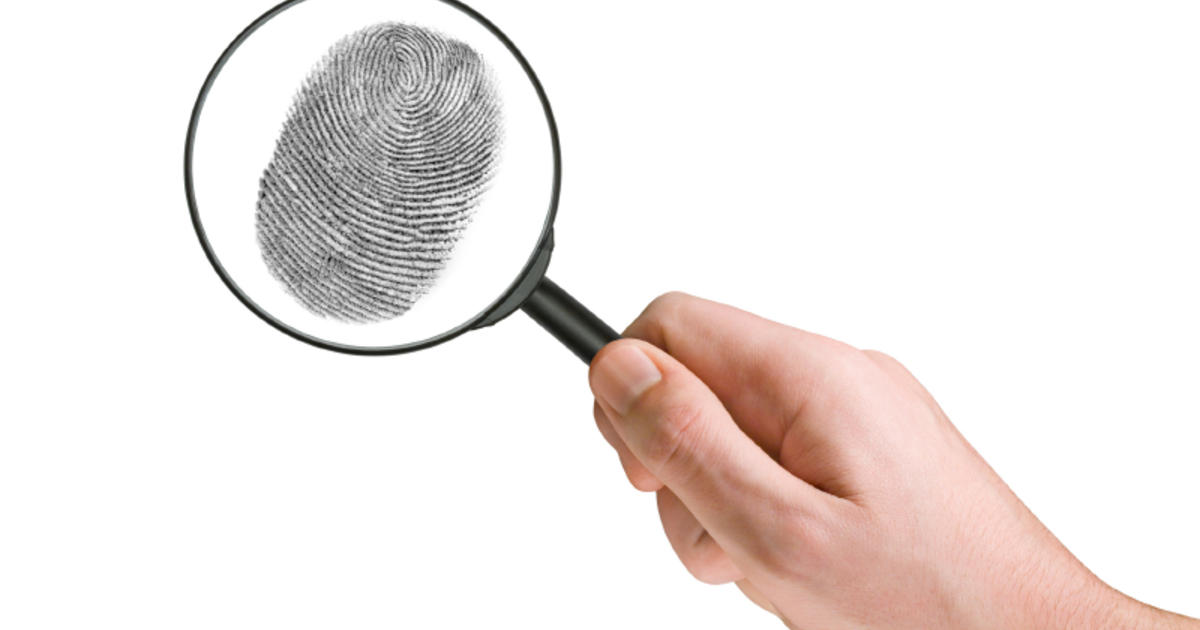 r fingerprint figures that old fingerprint? How it is Forensic science