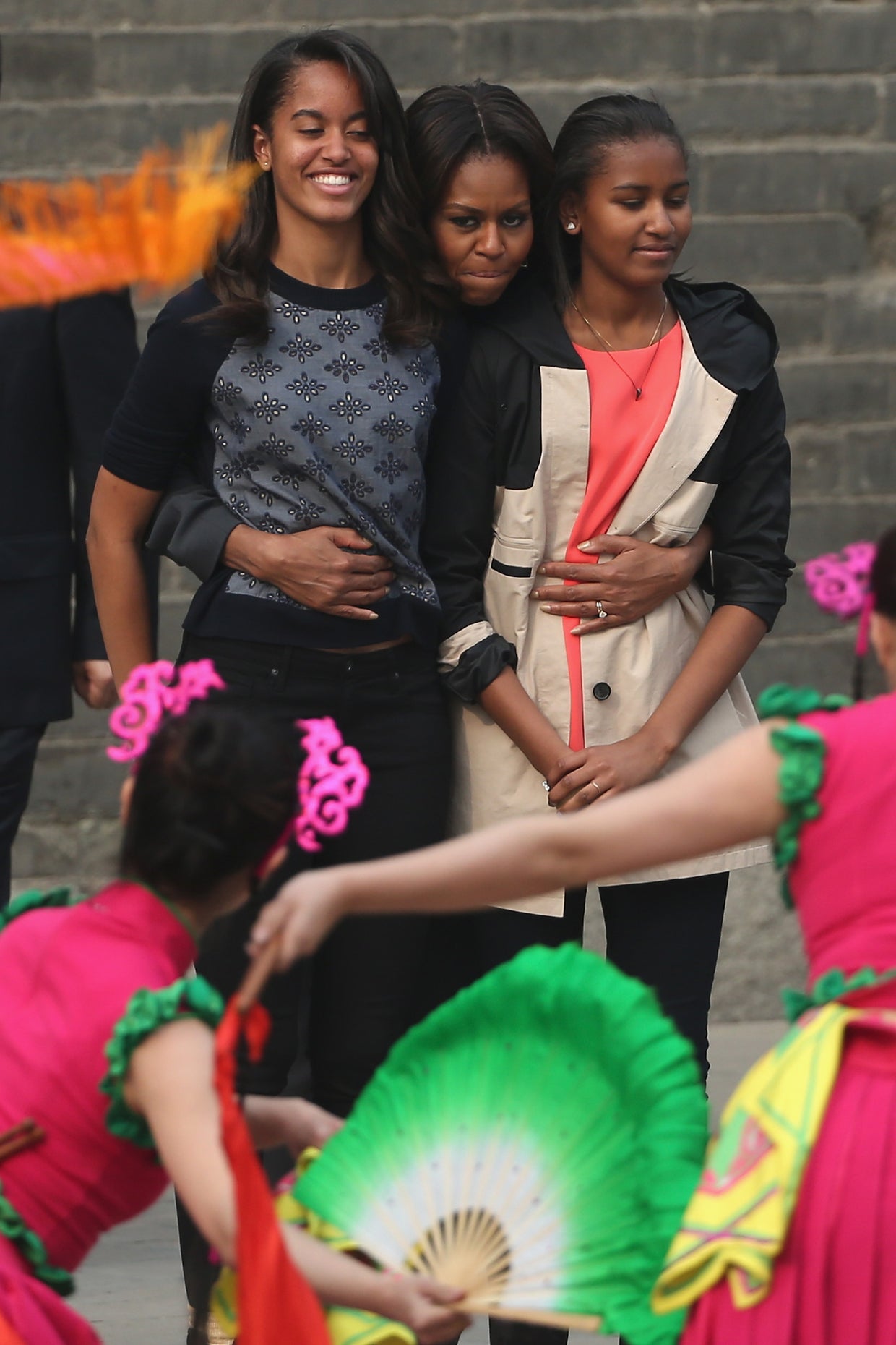 Malia Obama turns 18 - CBS News