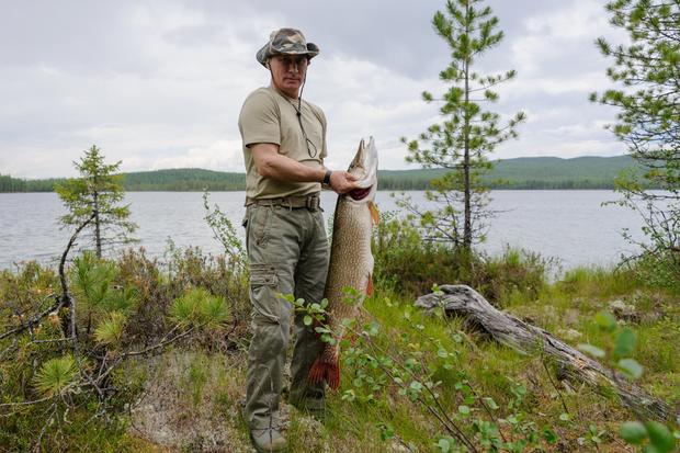 fishing-ap233133881611.jpg