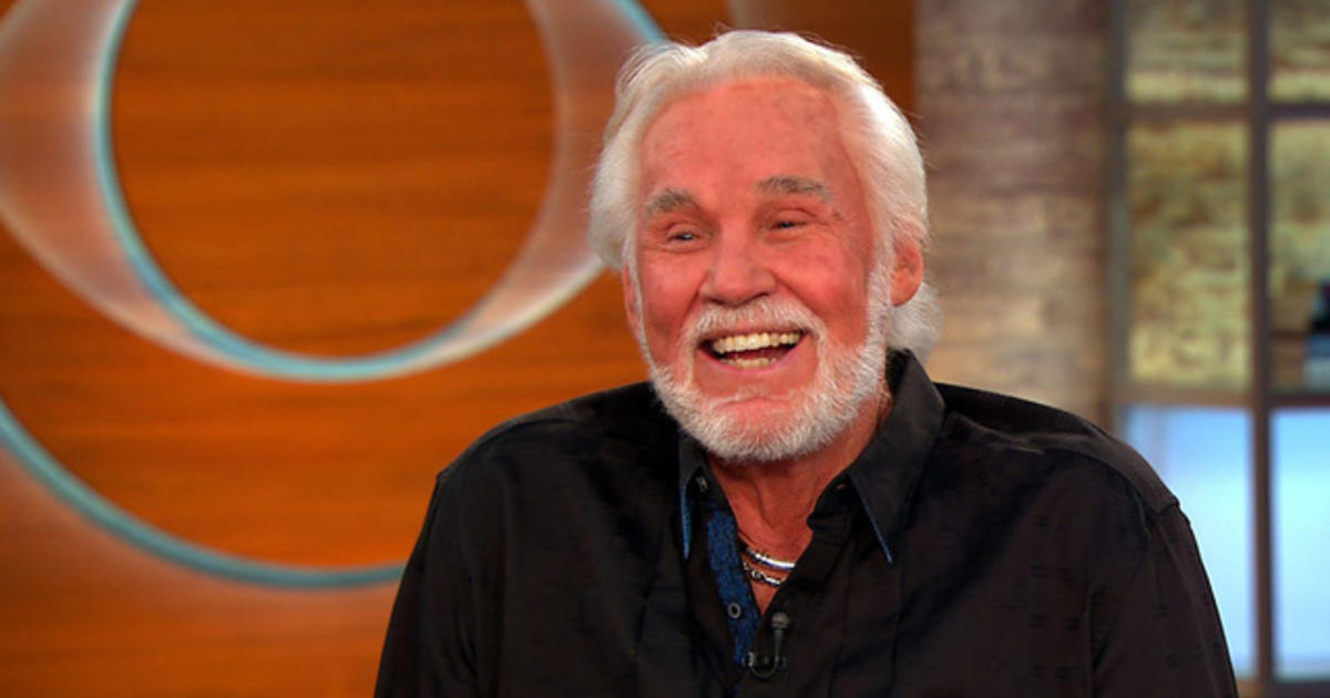 Country singer Kenny Rogers to be honored in Country Music Hall of Fame ...