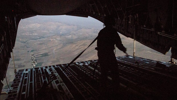 U.S. airdrops aid in Iraq
