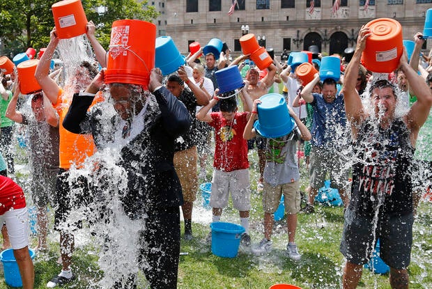 ice-buckeet.jpg
