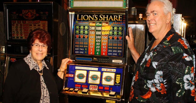 Grandparents Win 2 4 Million From MGM Slot Machine Videos CBS News