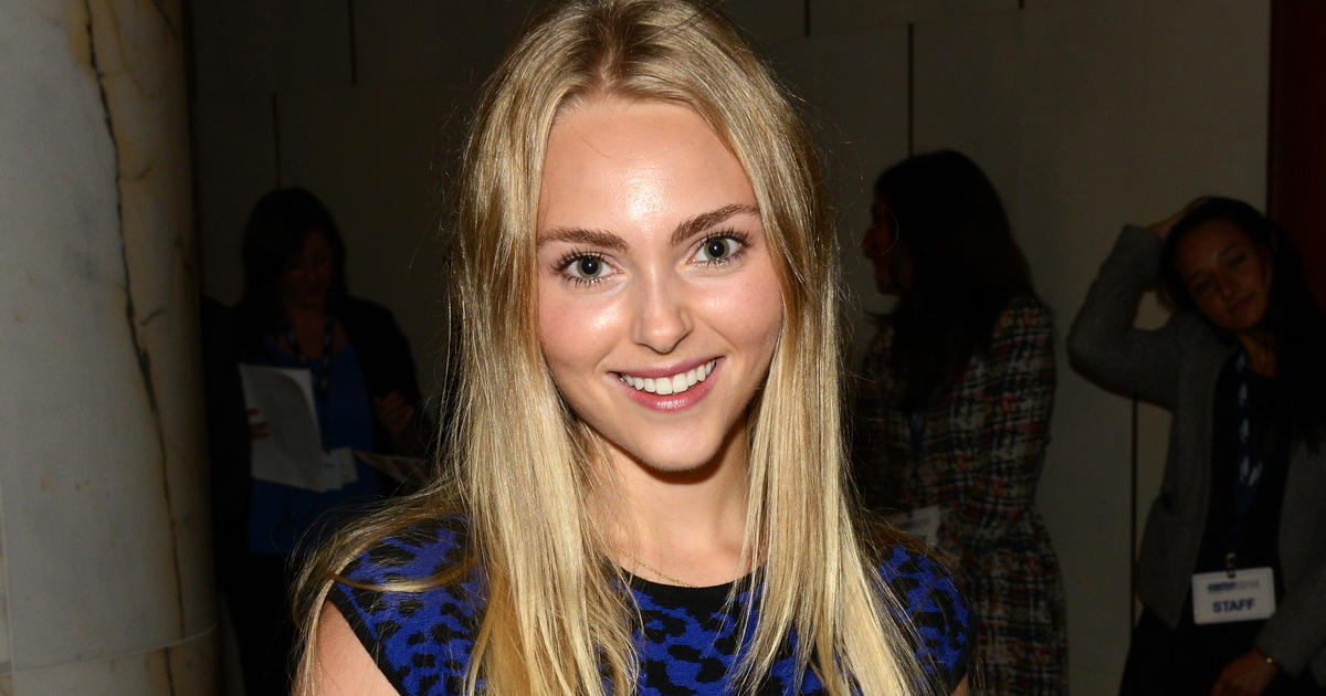 Annasophia Robb On Balancing College And Acting Cbs News