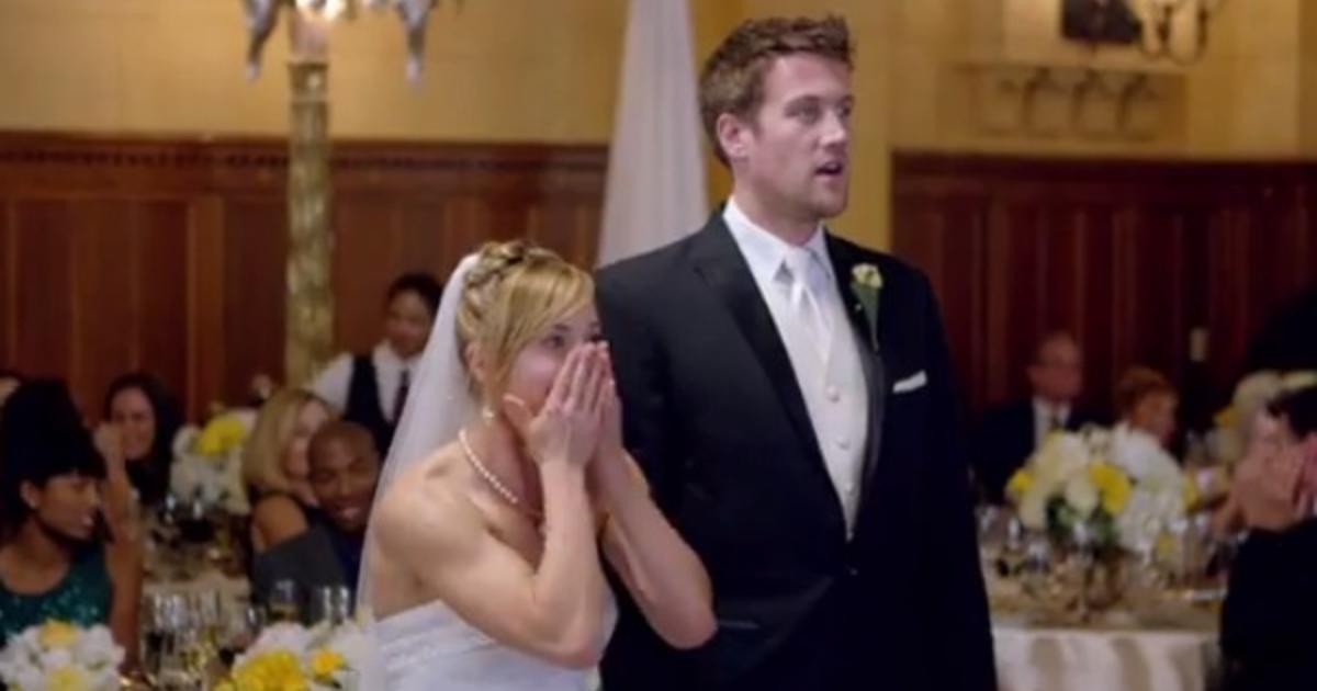 Watch Maroon 5 Crash Weddings In Sugar Video Cbs News